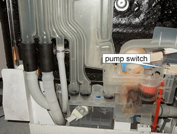 How does a Bosch dishwasher heat pump work